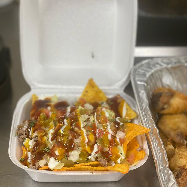 Memphis Style Wingz & Thingz Photos 2